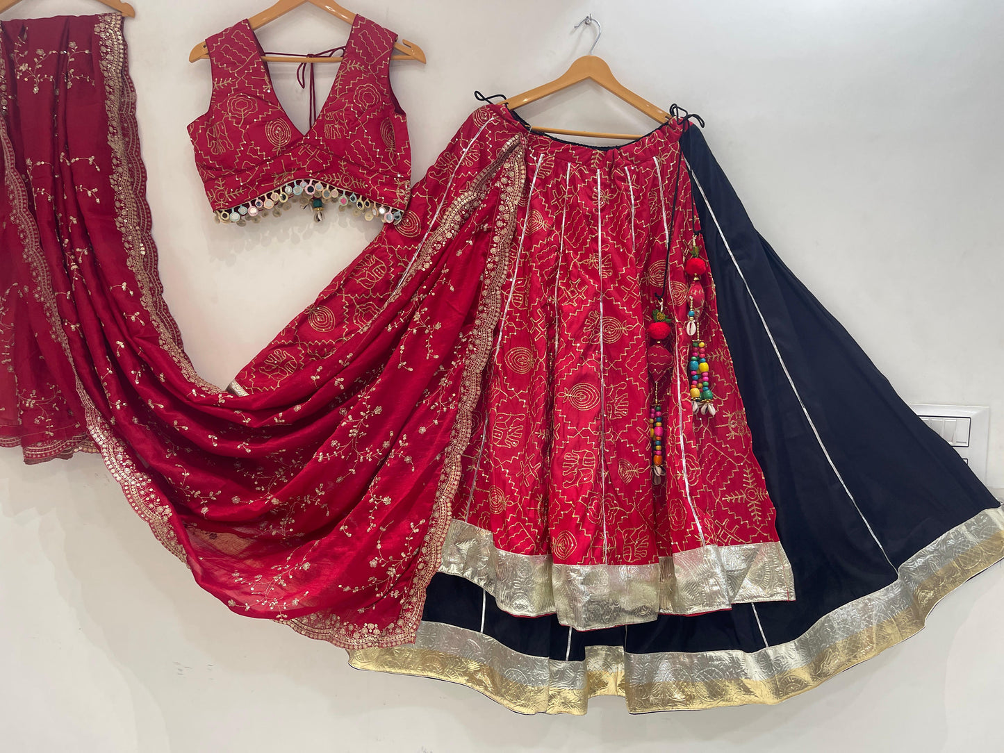 ISHQ VOL - 1 - Simple & Sober Embroidered Vintage Chaniya Choli - My Store