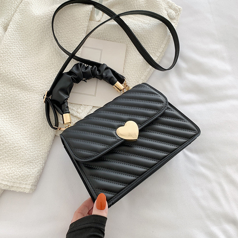Women Handbags Fashion Chain Shoulder Bags With Love Metal Design - My Store