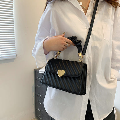 Women Handbags Fashion Chain Shoulder Bags With Love Metal Design - My Store